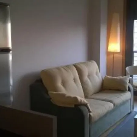 Se Alquila Piso Nuevo C/garaje Centrico En * Sanxenxo